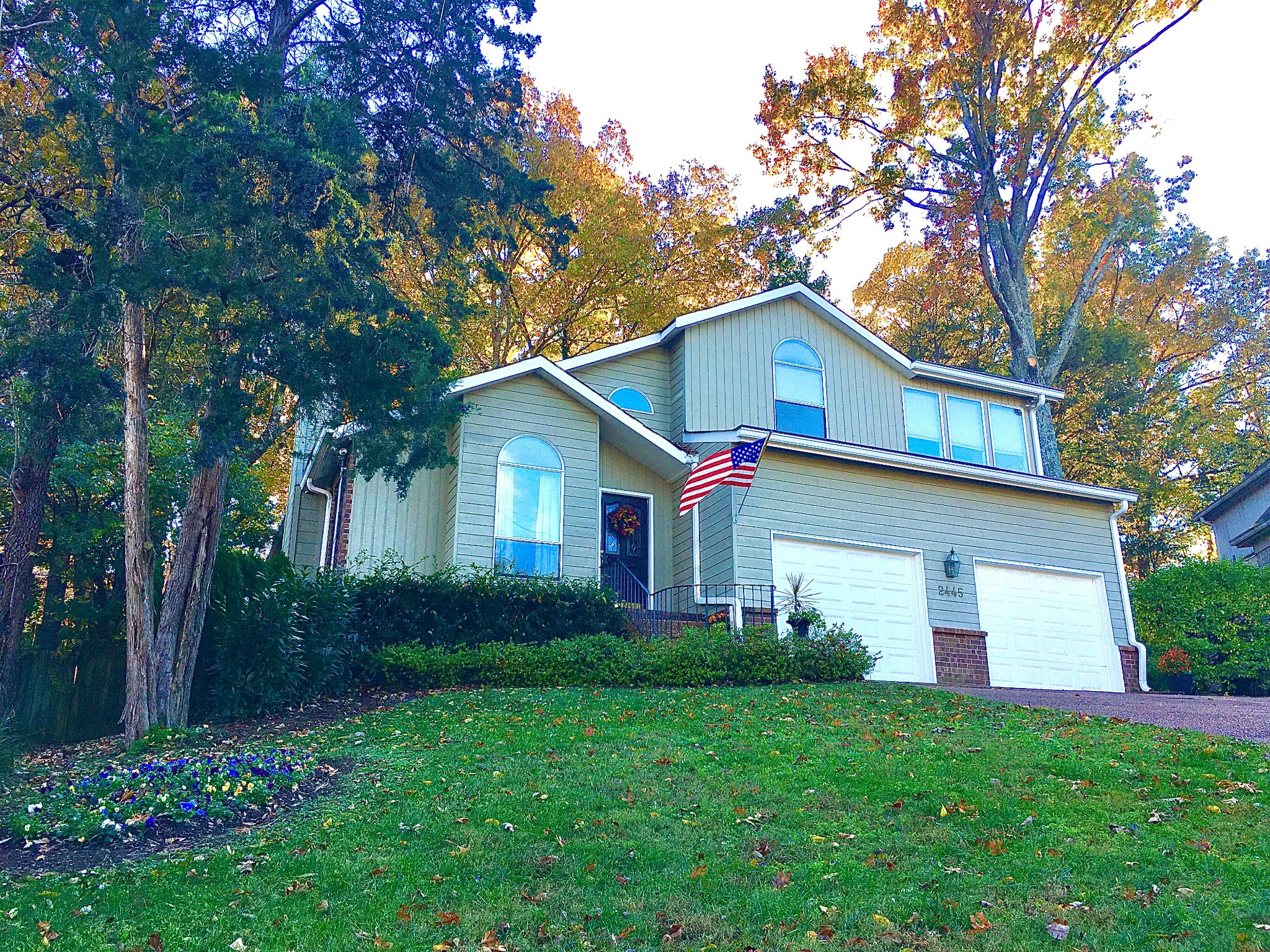 2445 Ravine Drive Nashville TN 37217