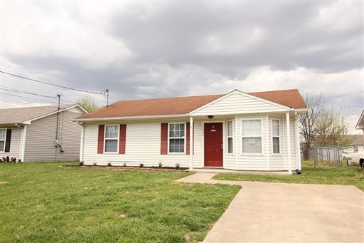 1044 Shadow Ridge Avenue Oak Grove KY 42262
