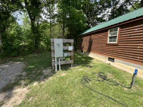 9433 Crossville Highway Sparta TN 38583