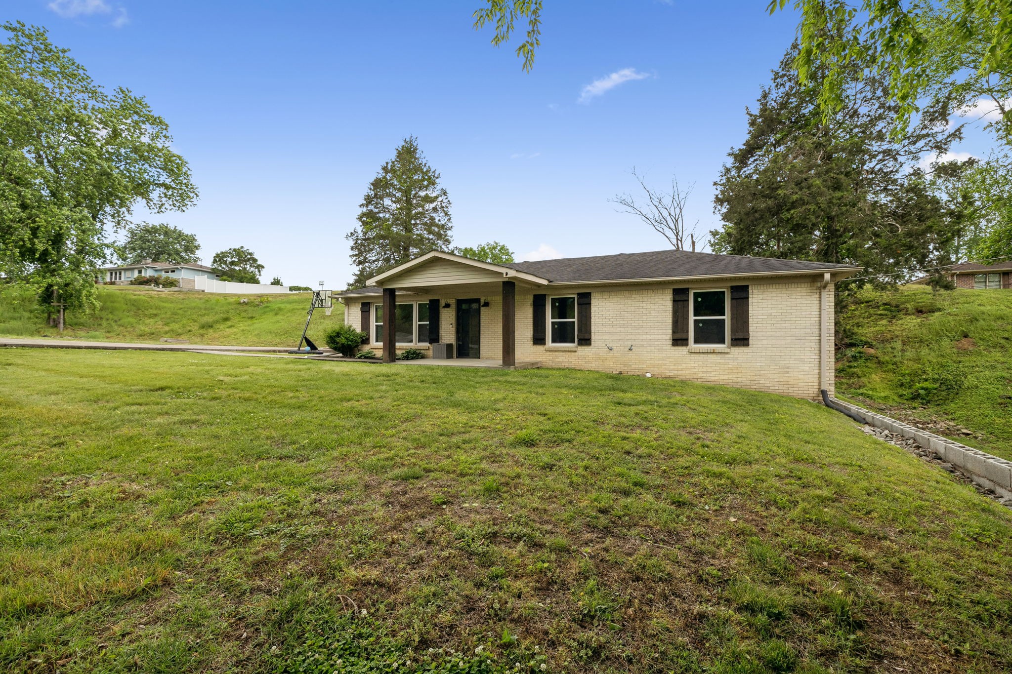 514 College Ave, E Carthage TN 37030