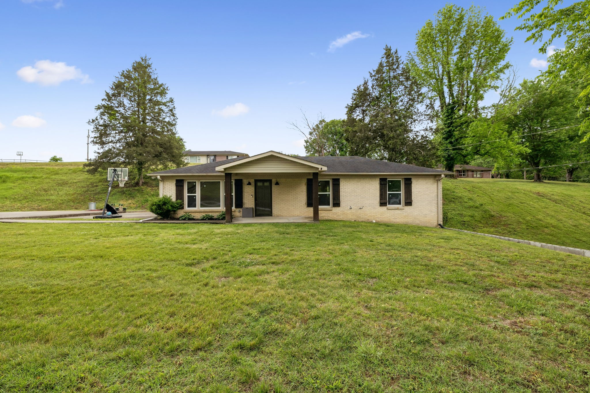 514 College Ave, E Carthage TN 37030