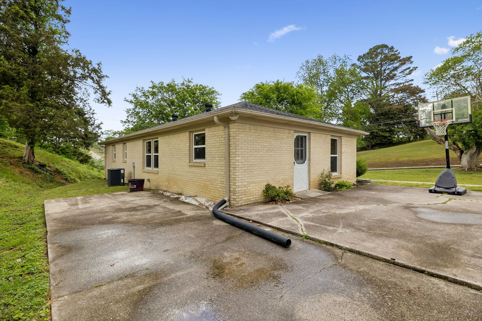 514 College Ave, E Carthage TN 37030
