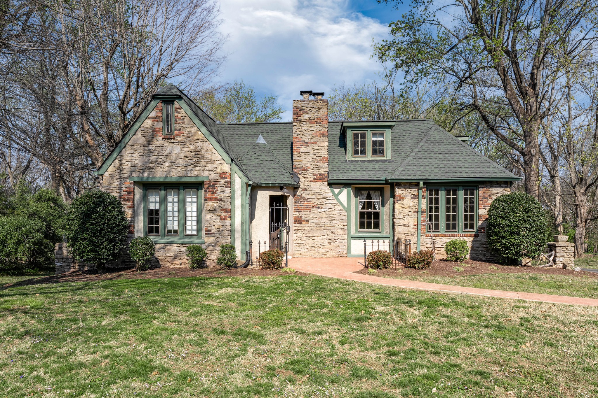 112 Spring Valley Road Nashville TN 37214