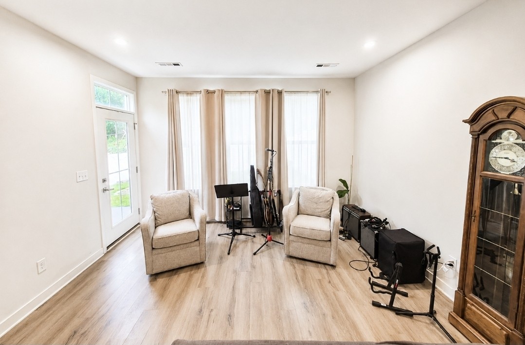 385 S Downs Circle Goodlettsville TN 37072