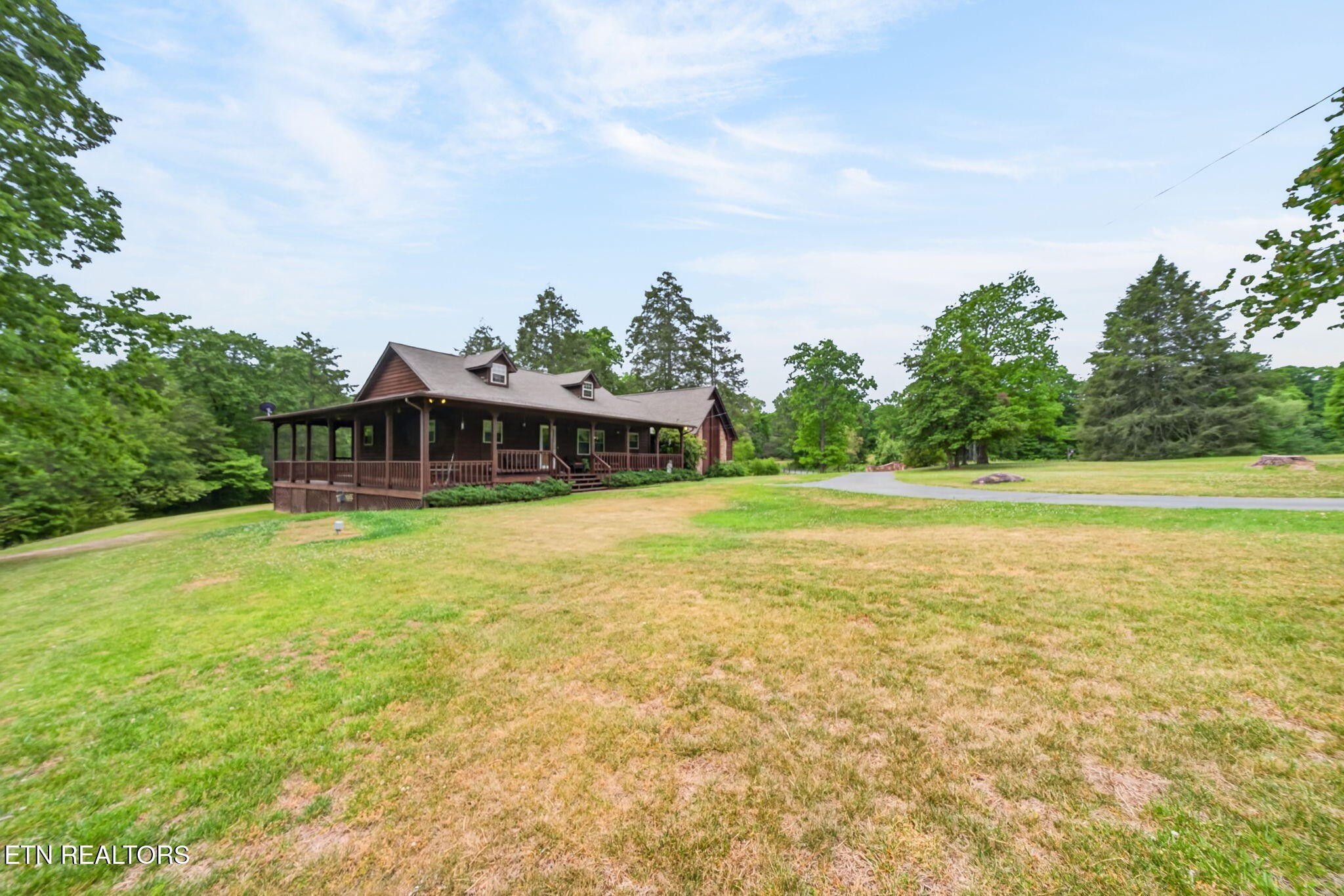 25 Old Kentucky Stock Road Crossville TN 38571