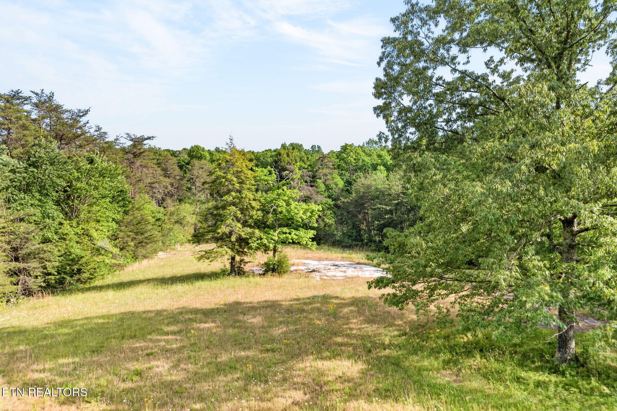 25 Old Kentucky Stock Road Crossville TN 38571