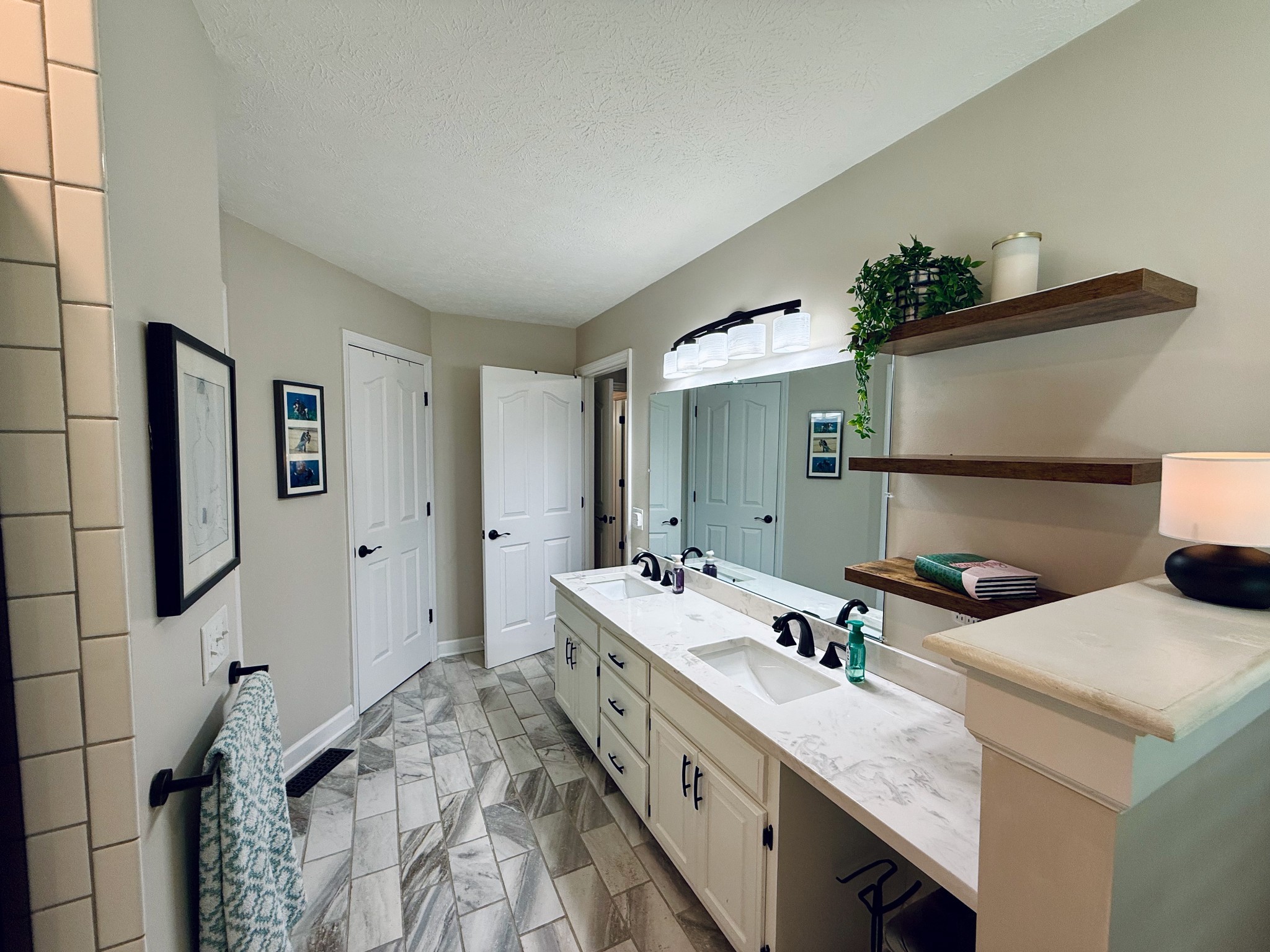 320 Spring Valley Drive Cottontown TN 37048