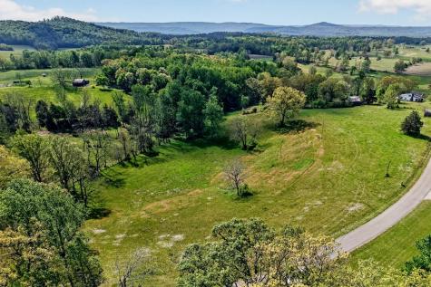 515 Jericho Road Quebeck TN 38579