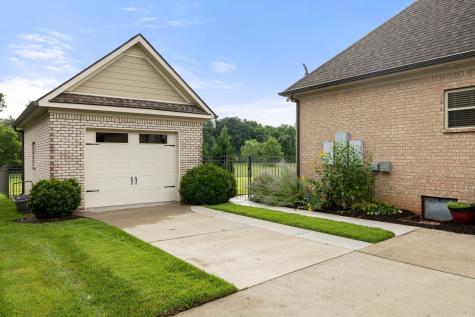 1118 Averwater Run Murfreesboro TN 37128