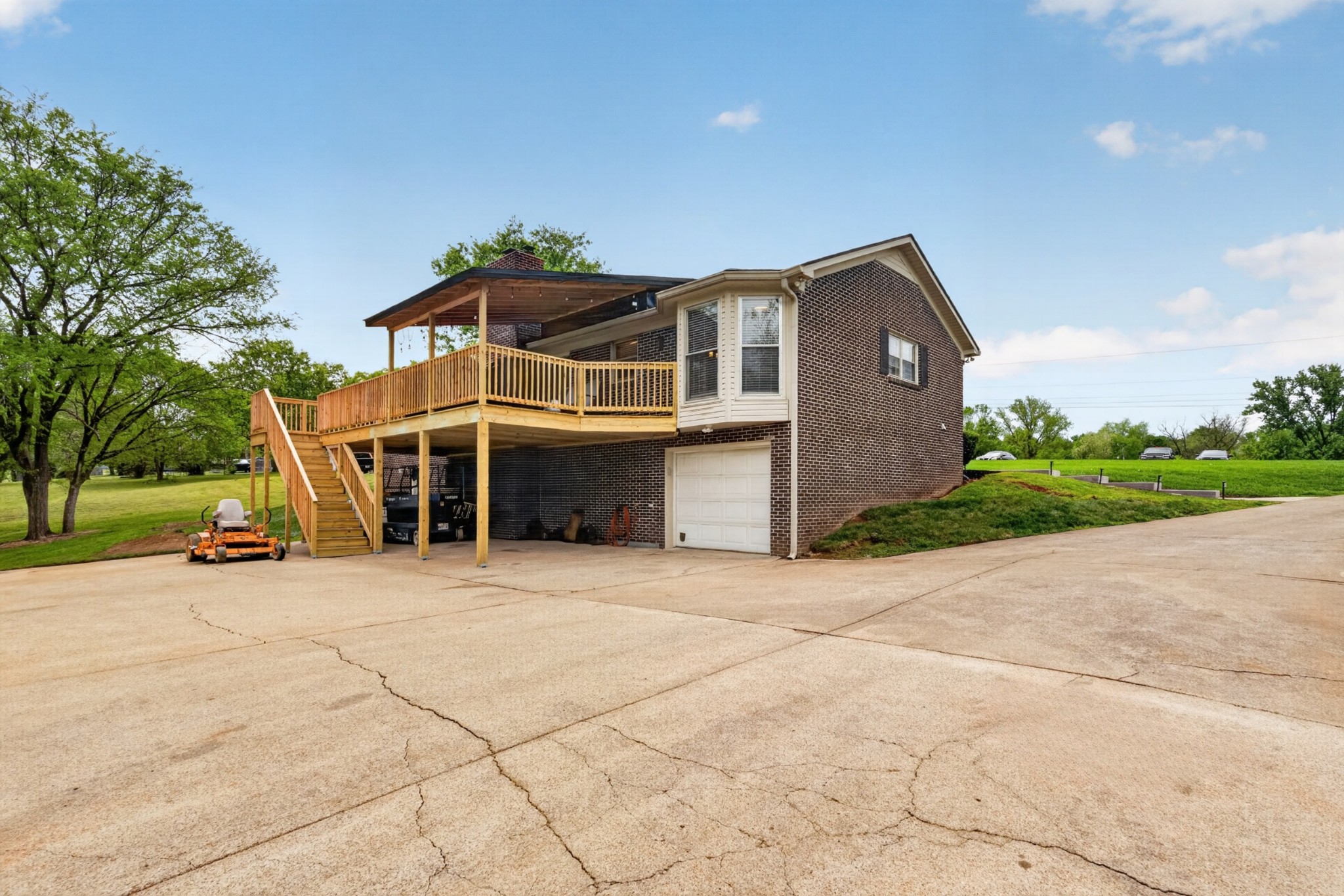 1264 Imperial Drive Columbia TN 38401