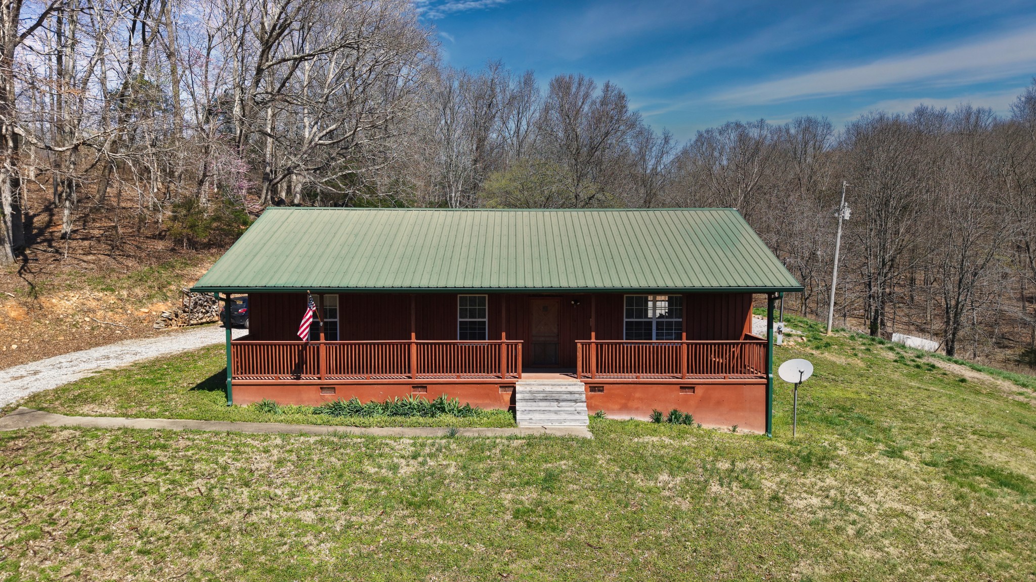 2300 Bear Creek Road Vanleer TN 37181