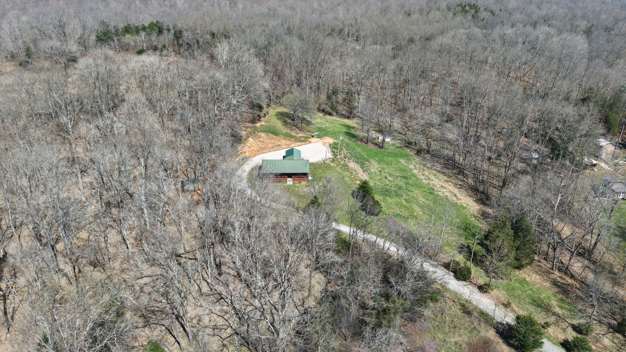 2300 Bear Creek Road Vanleer TN 37181