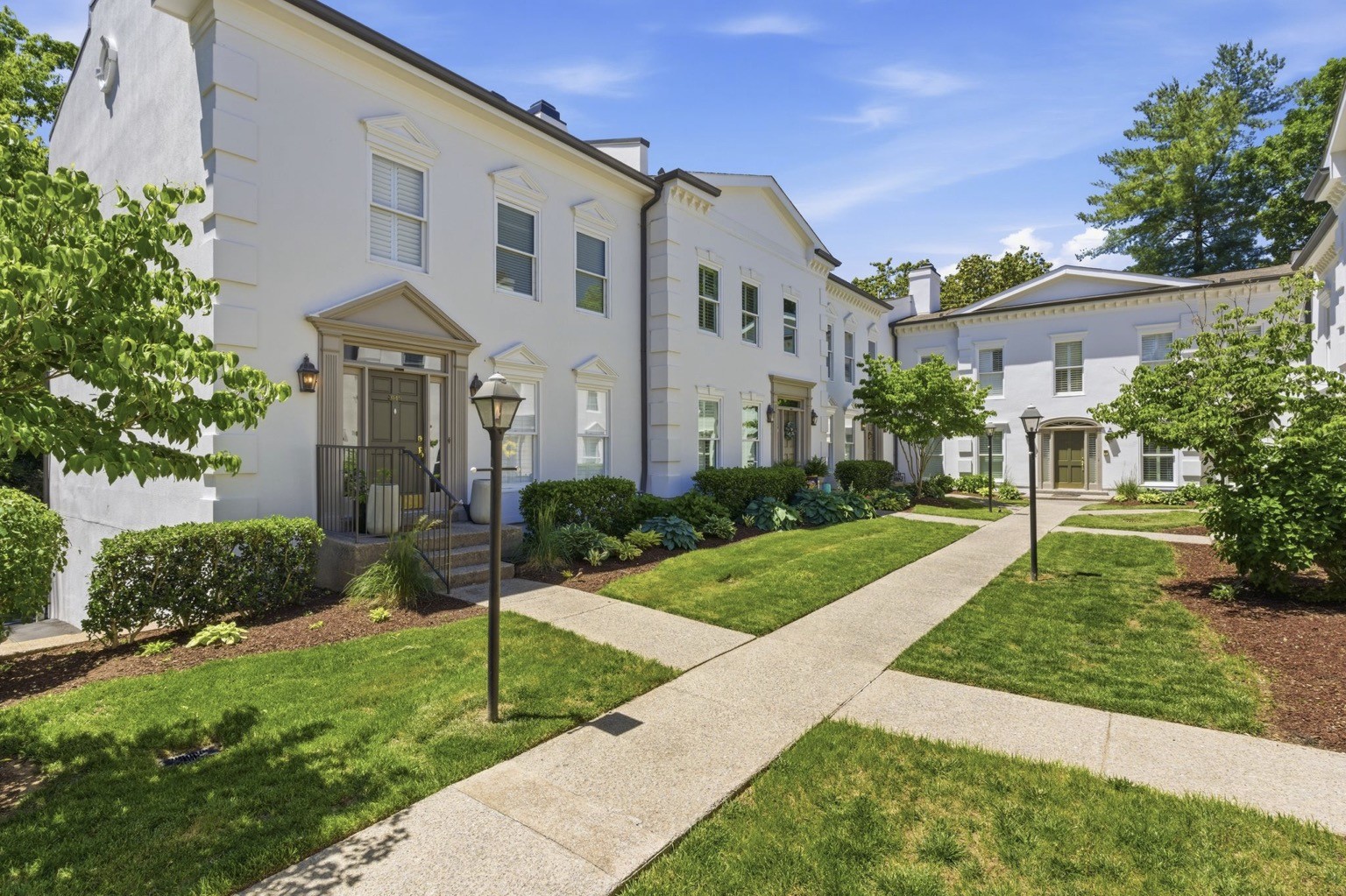 3045 Woodlawn Drive Nashville TN 37215
