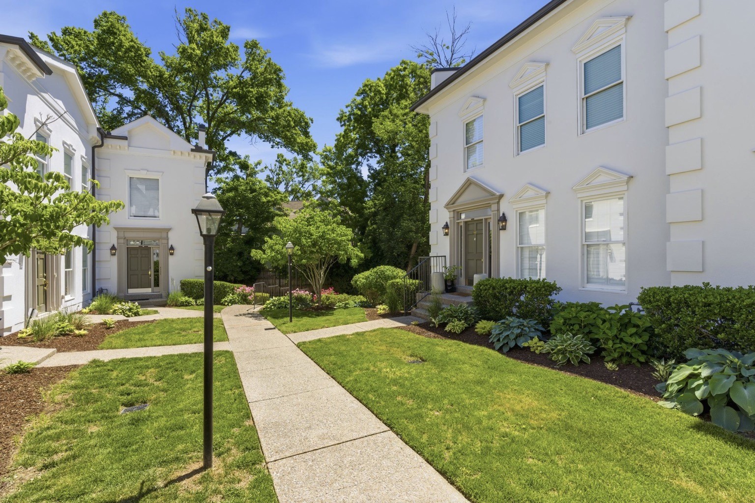 3045 Woodlawn Drive Nashville TN 37215