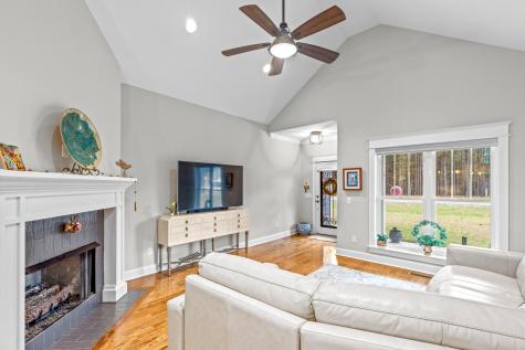 3475 Crockett Pointe Jasper TN 37347