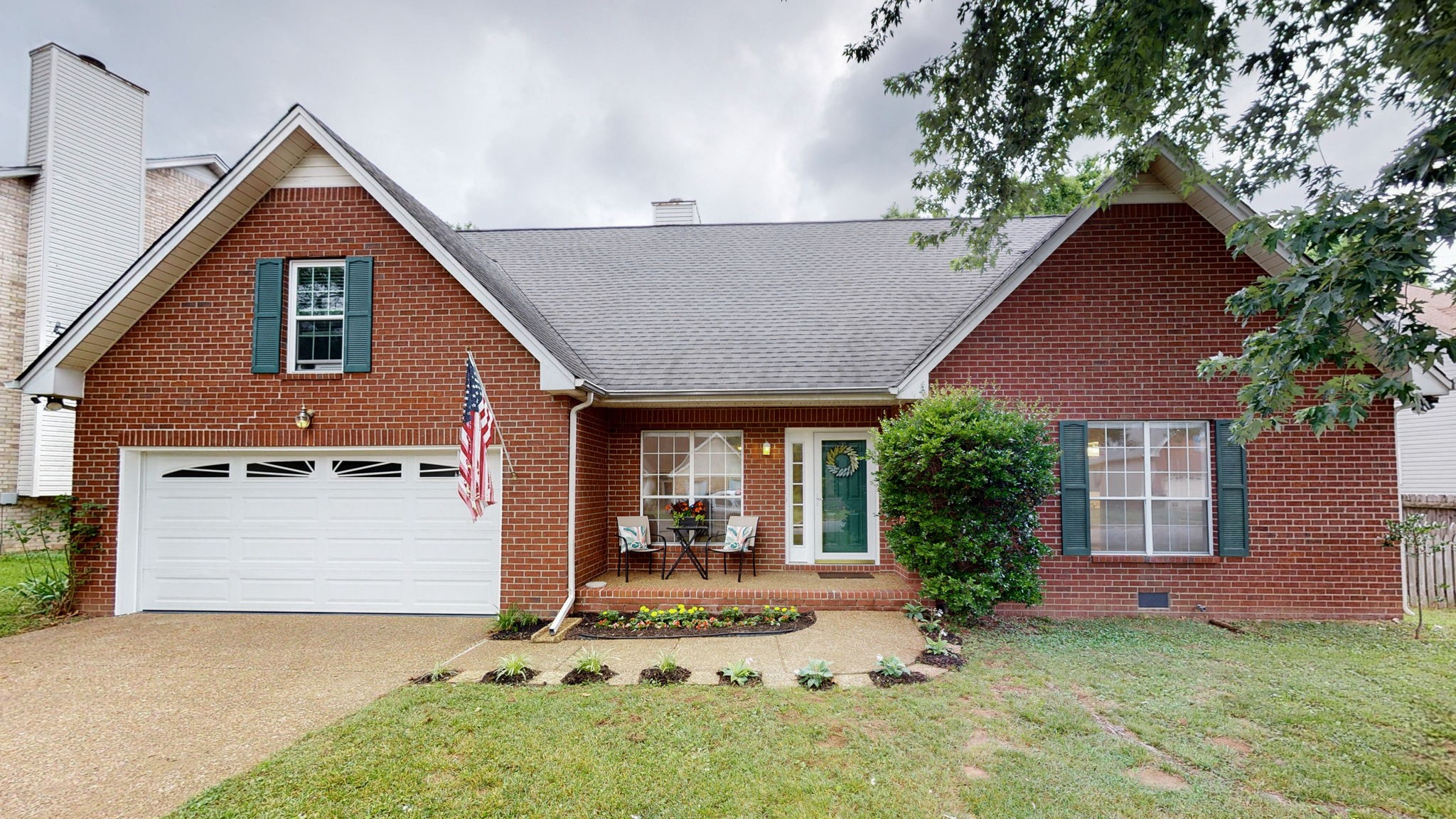 2112 Ransom Place Nashville TN 37217