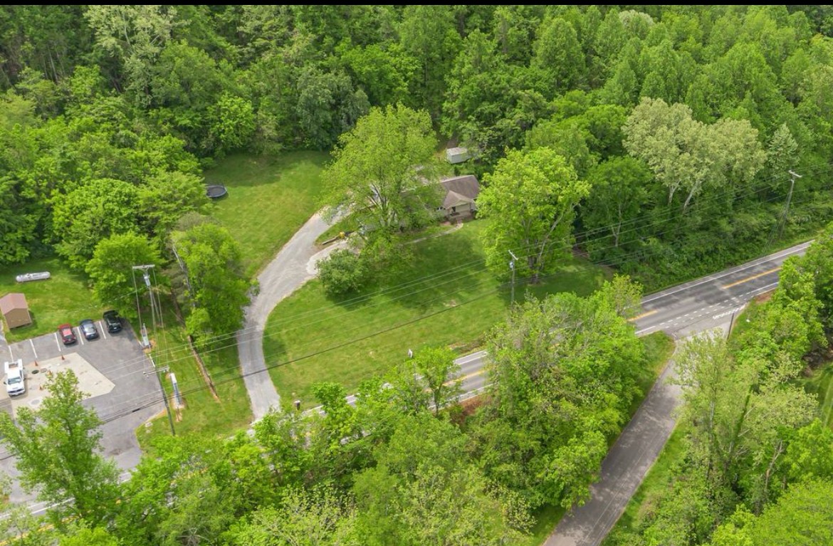 9005 Highway 100 Nashville TN 37221