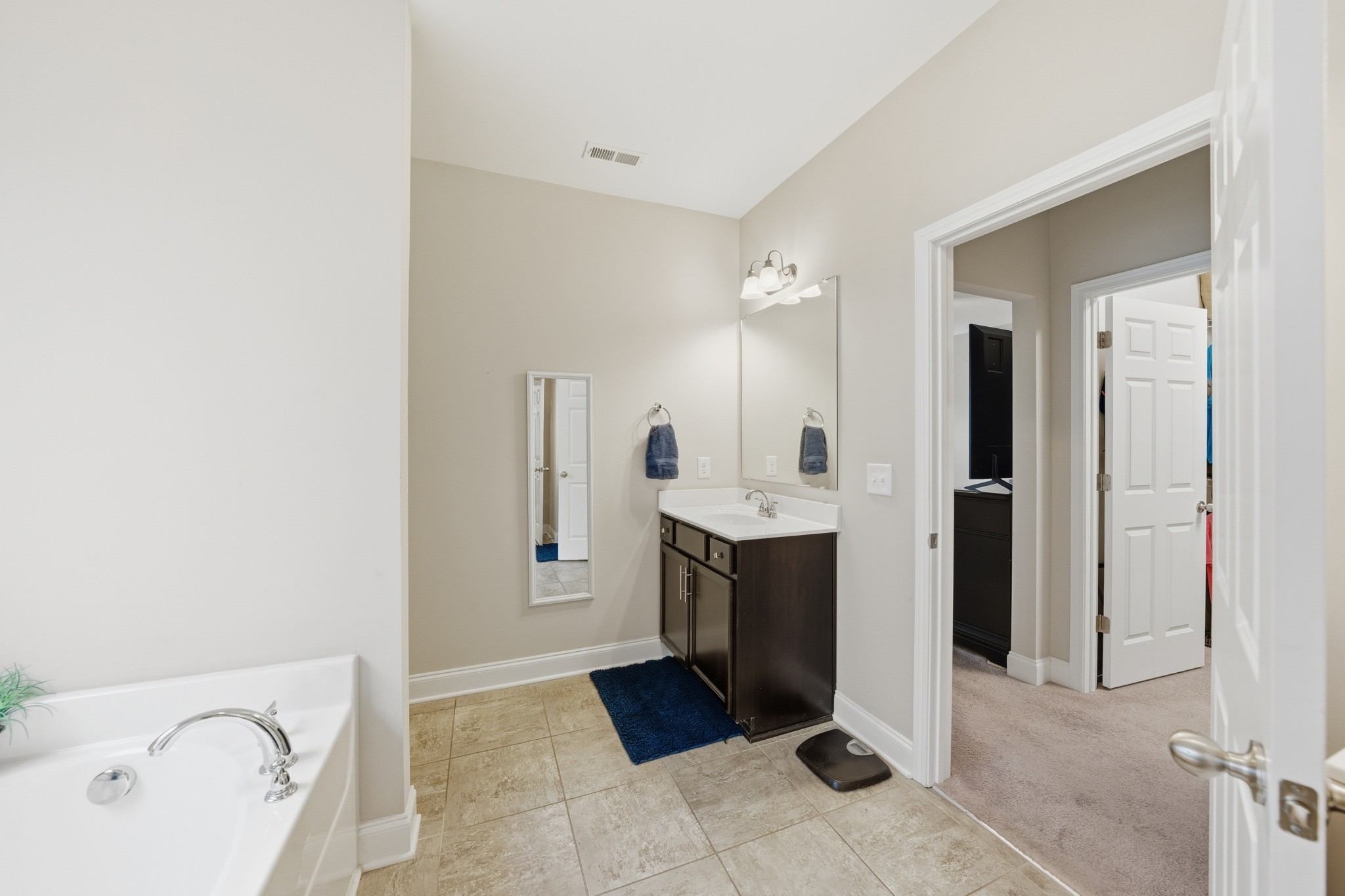 1319 Coates Lane Gallatin TN 37066
