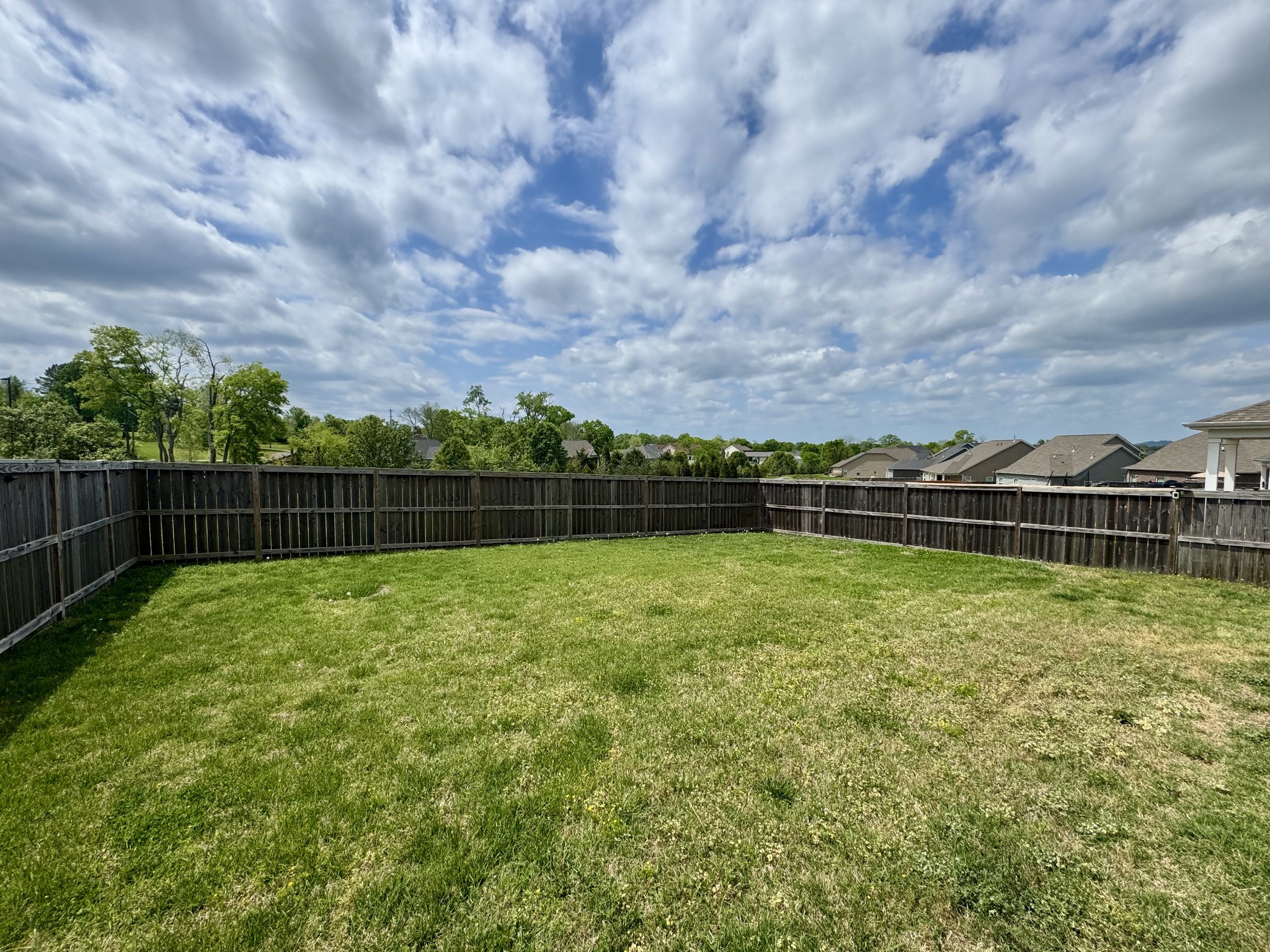 1319 Coates Lane Gallatin TN 37066