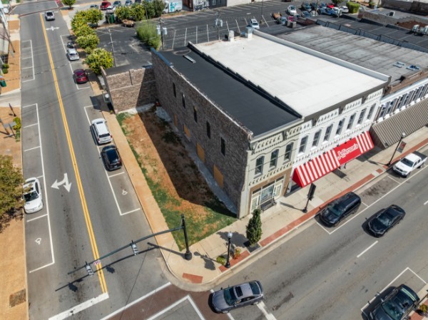 160 1st Ave, NW Winchester TN 37398