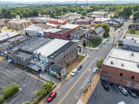 160 1st Ave, NW Winchester TN 37398