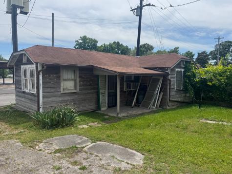 223 N Main Street Dickson TN 37055