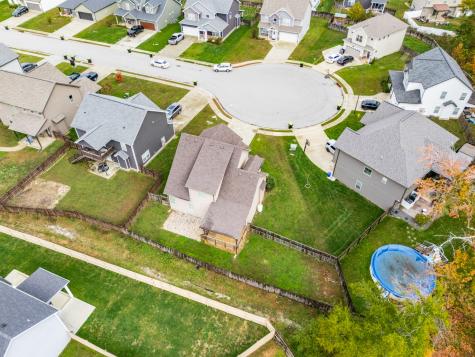 518 Latham Court Clarksville TN 37043
