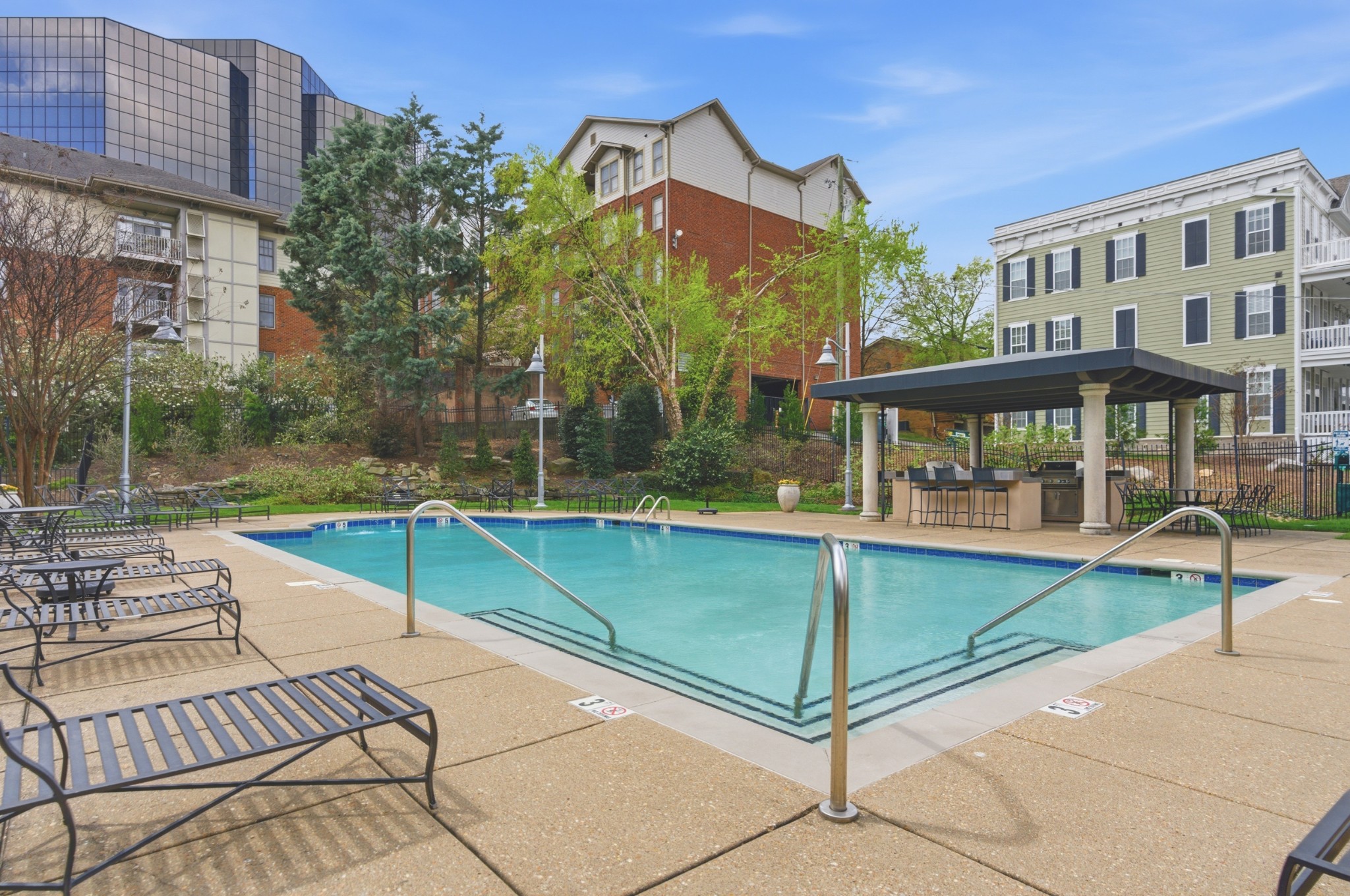 205 31st Ave, N Nashville TN 37203