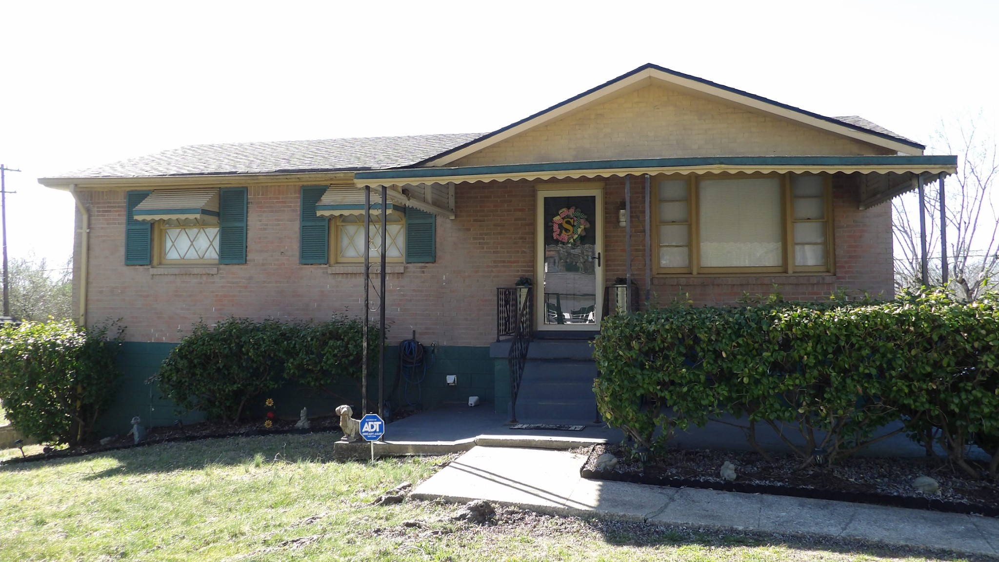 709 Perry Drive Springfield TN 37172