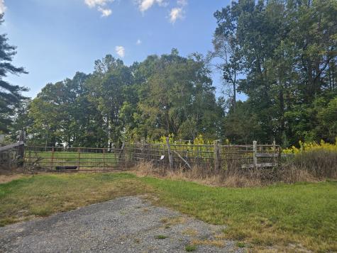 1077 Rock Avenue Palmer TN 37365