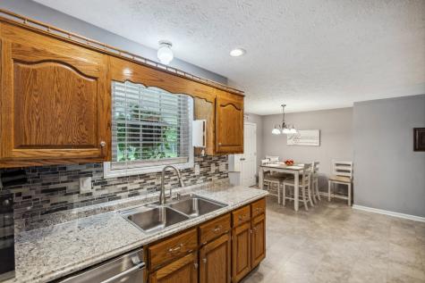 2047 Dogwood Lane Greenbrier TN 37073