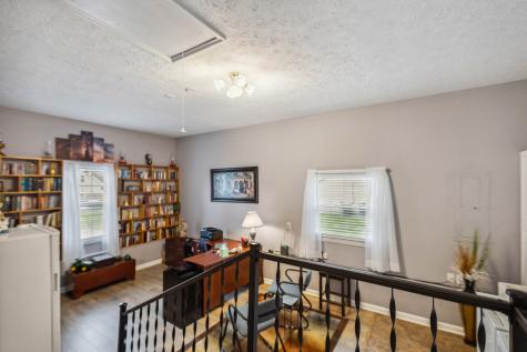 2047 Dogwood Lane Greenbrier TN 37073