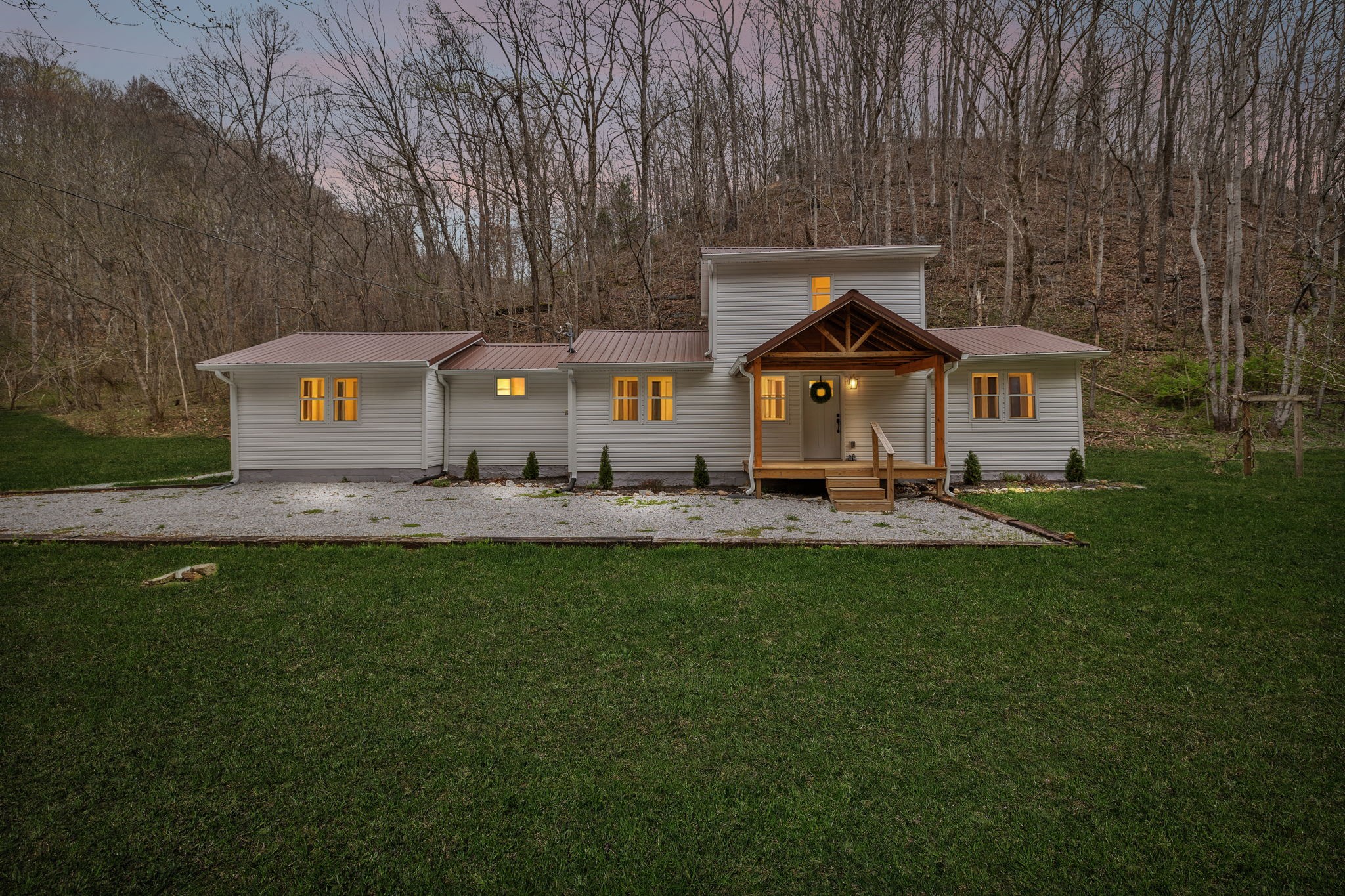 1069 Pleasant Shade Highway Pleasant Shade TN 37145