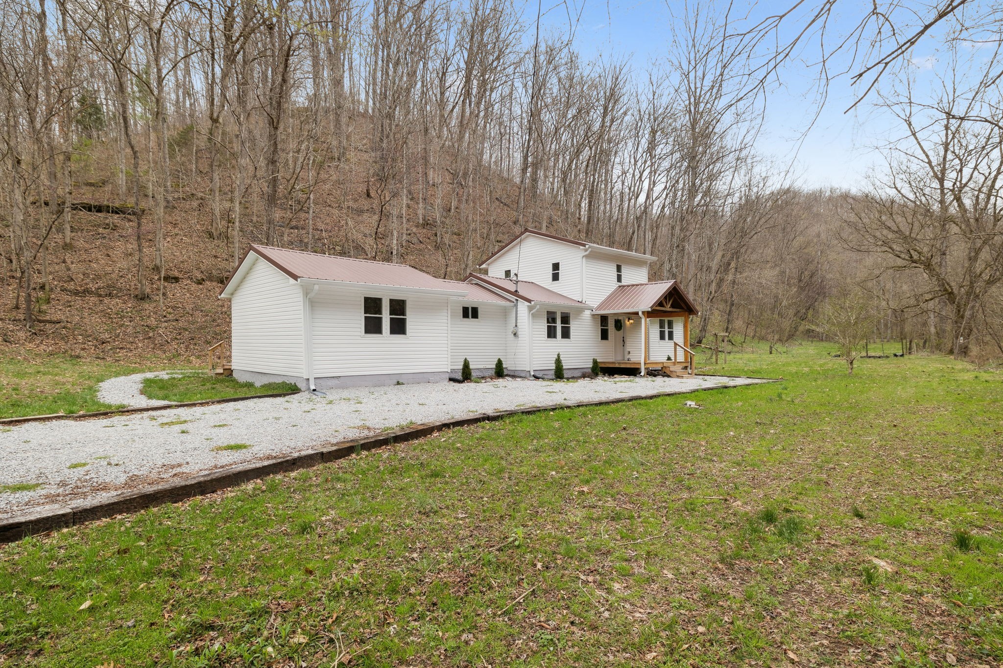 1069 Pleasant Shade Highway Pleasant Shade TN 37145