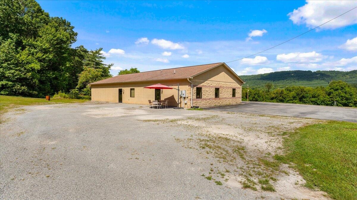 25902 Rhea County Highway Spring City TN 37381