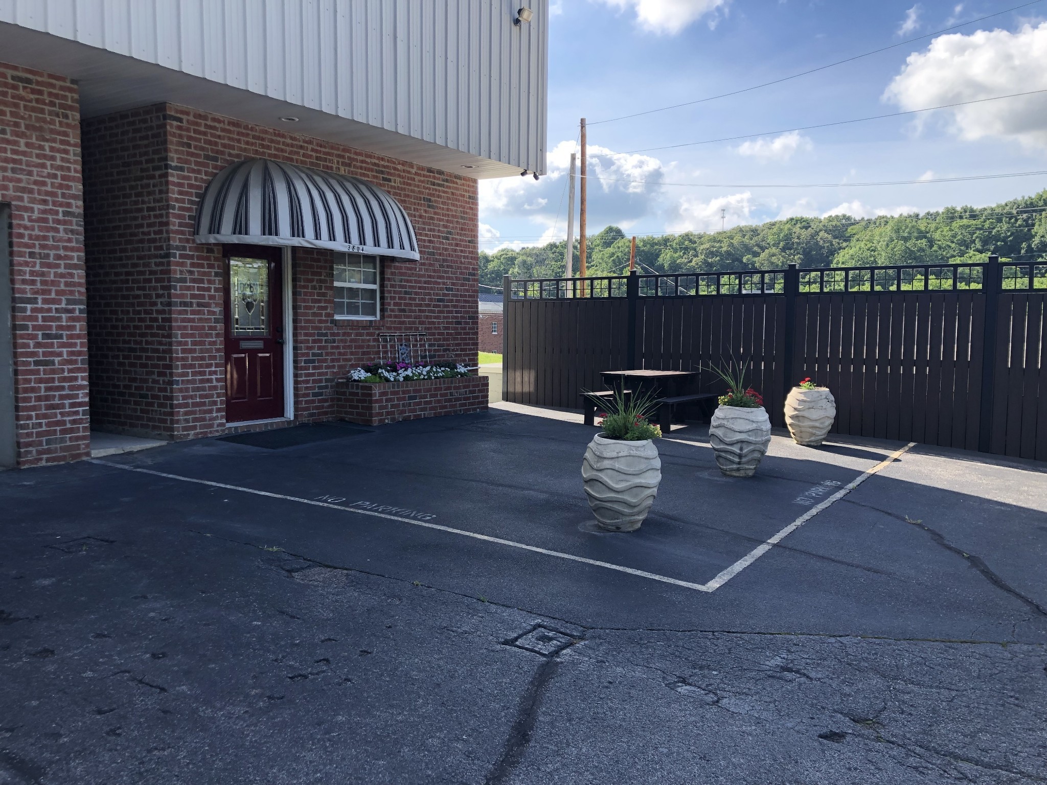 3604 Highway 48, N Charlotte TN 37036
