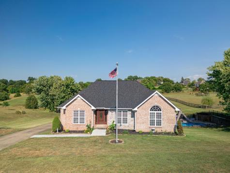 3691 Blackford Hills Road Cunningham TN 37052