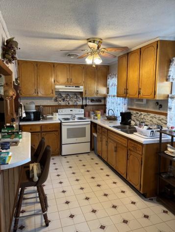 28754 Sr 108 Gruetli Laager TN 37339