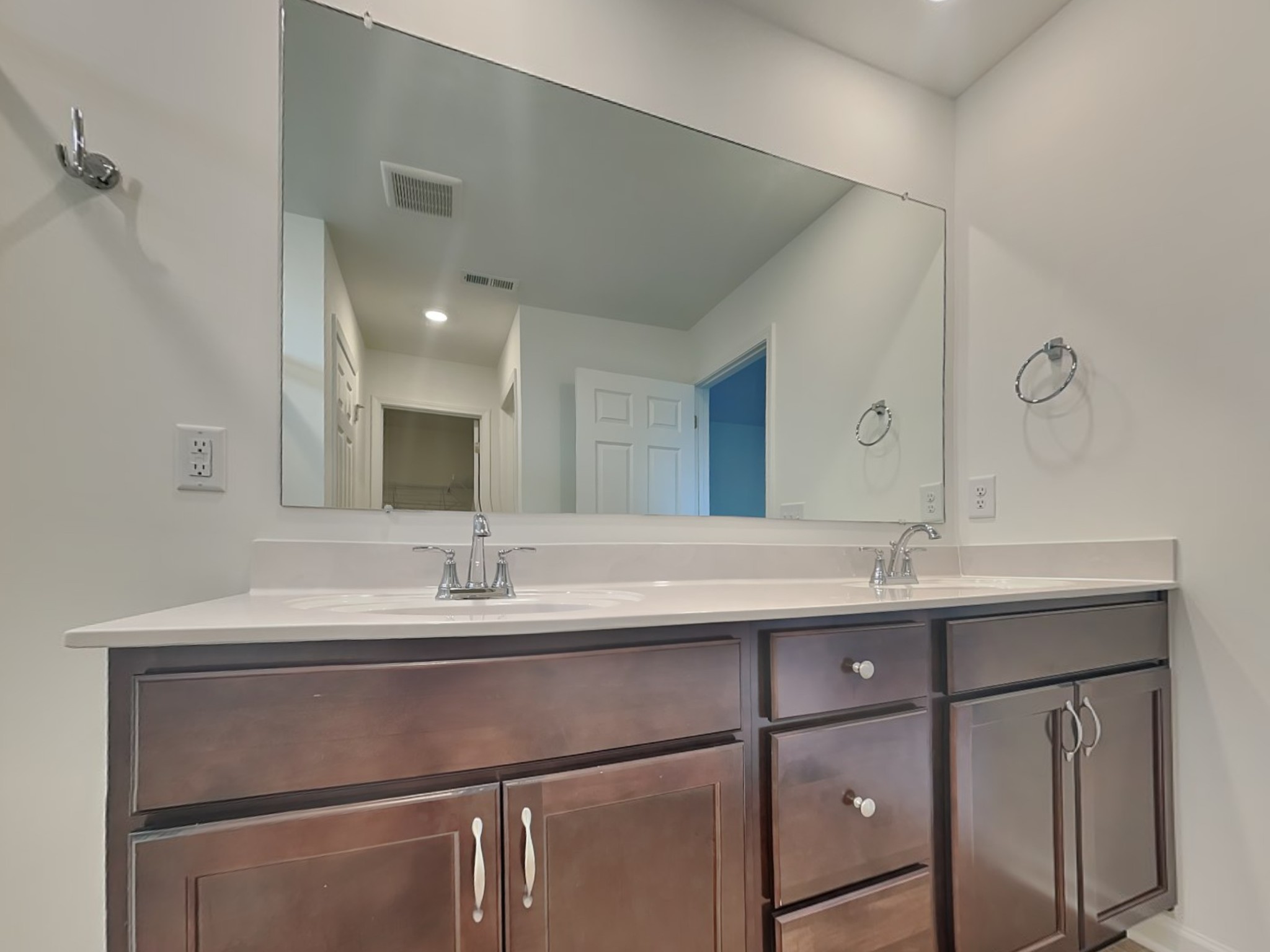 157 Crabourne Drive White House TN 37188