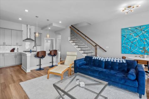697 Burnside Place Chattanooga TN 37408