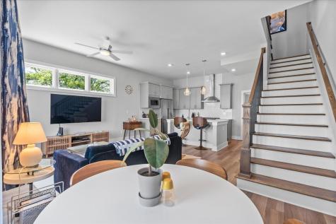 697 Burnside Place Chattanooga TN 37408