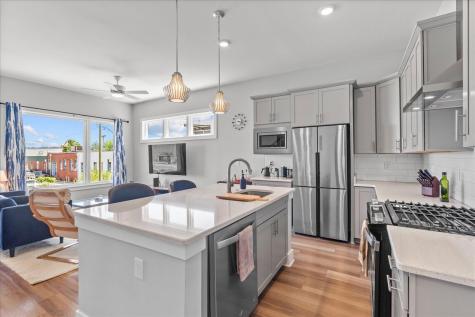 697 Burnside Place Chattanooga TN 37408
