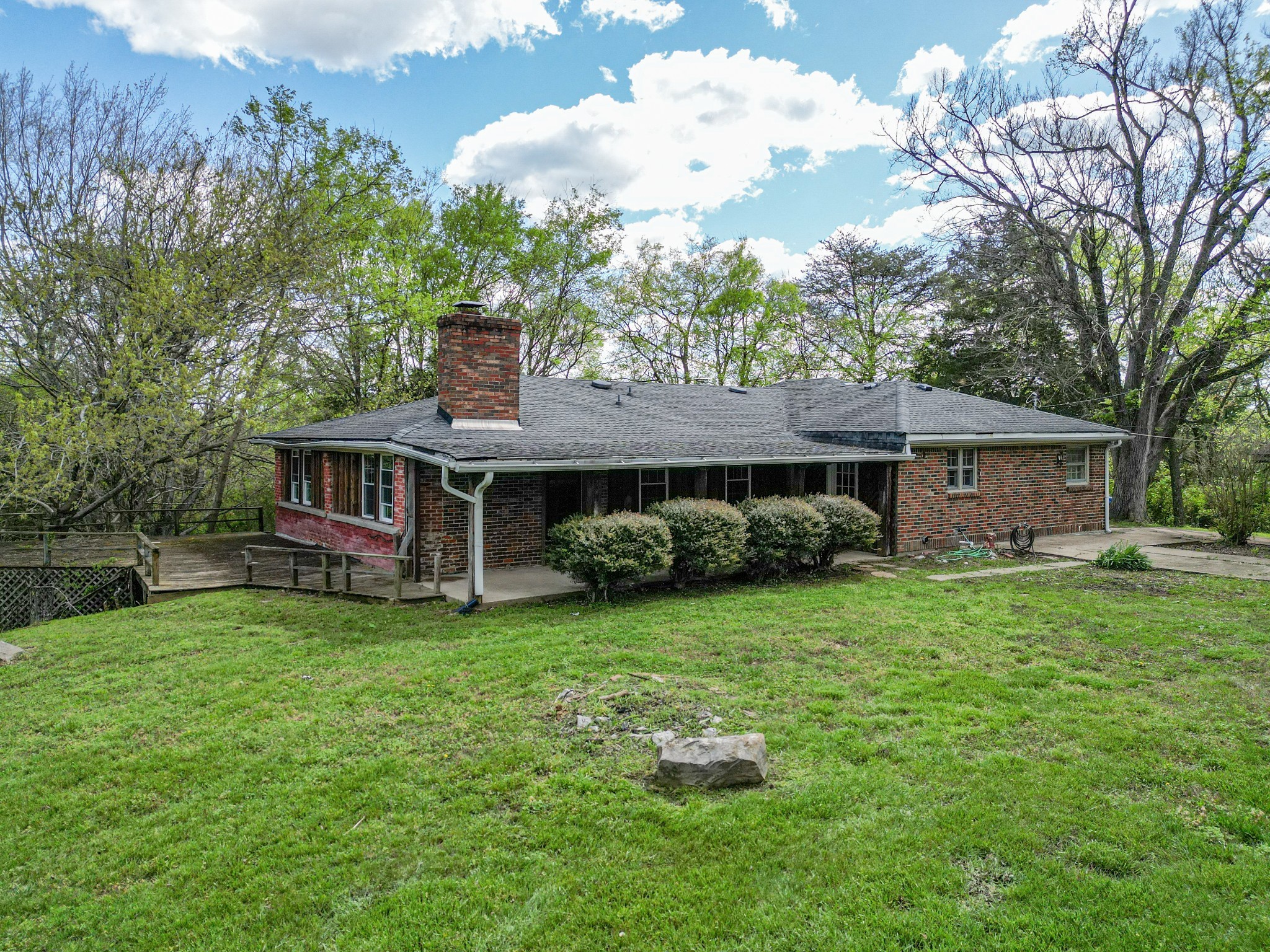 312 Sunnyside Lane Columbia TN 38401