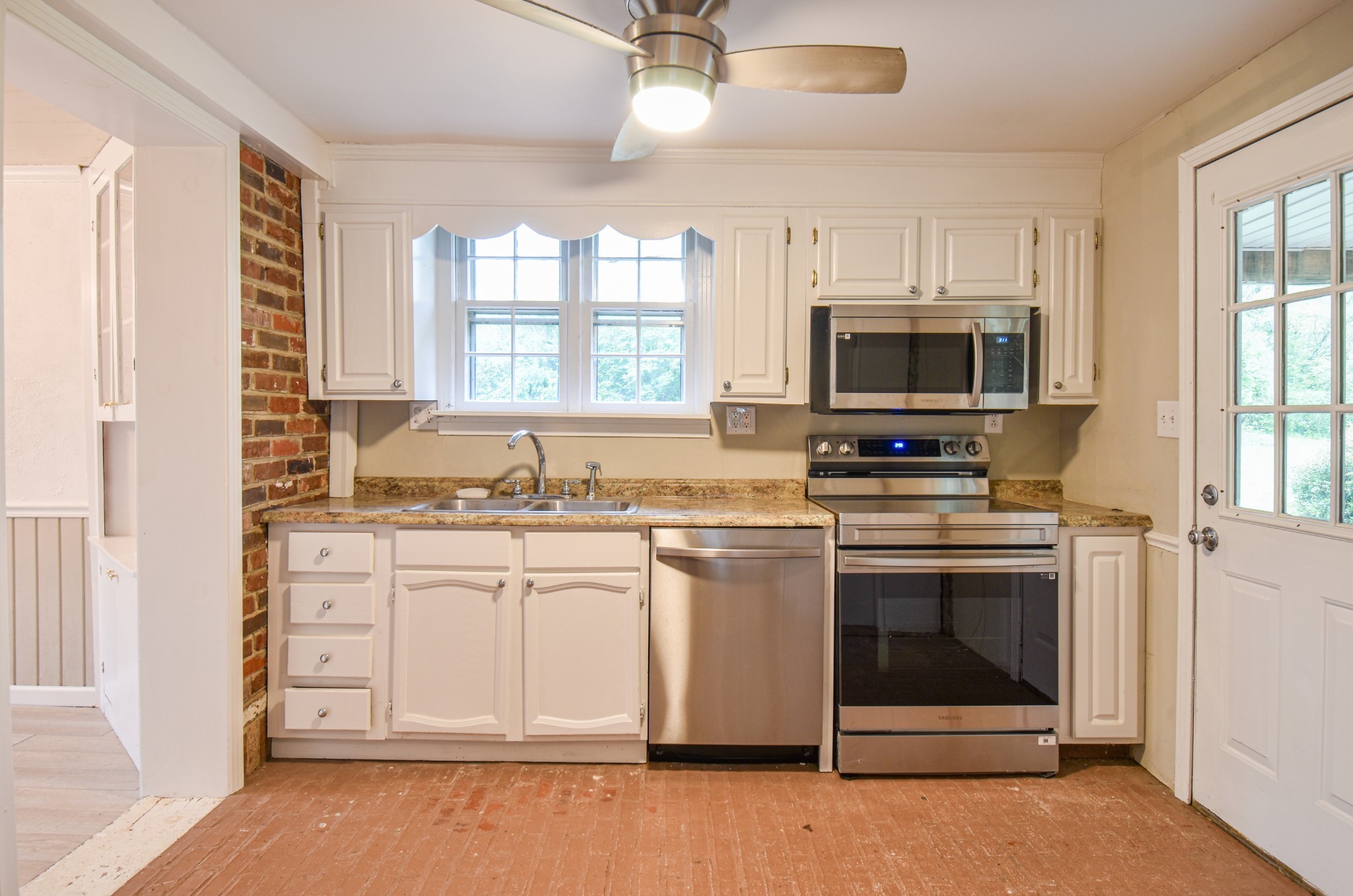 312 Sunnyside Lane Columbia TN 38401