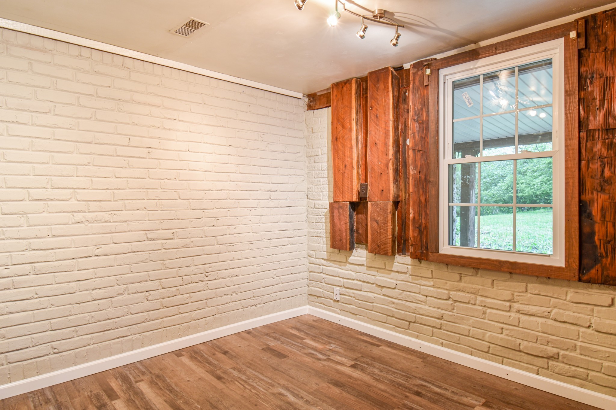312 Sunnyside Lane Columbia TN 38401