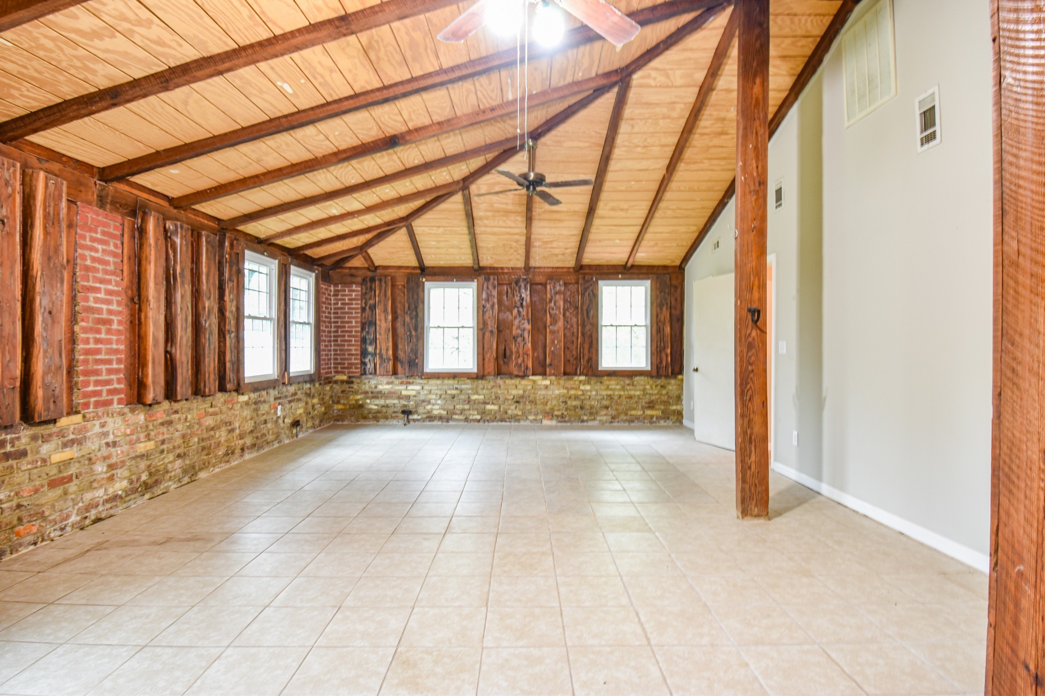312 Sunnyside Lane Columbia TN 38401