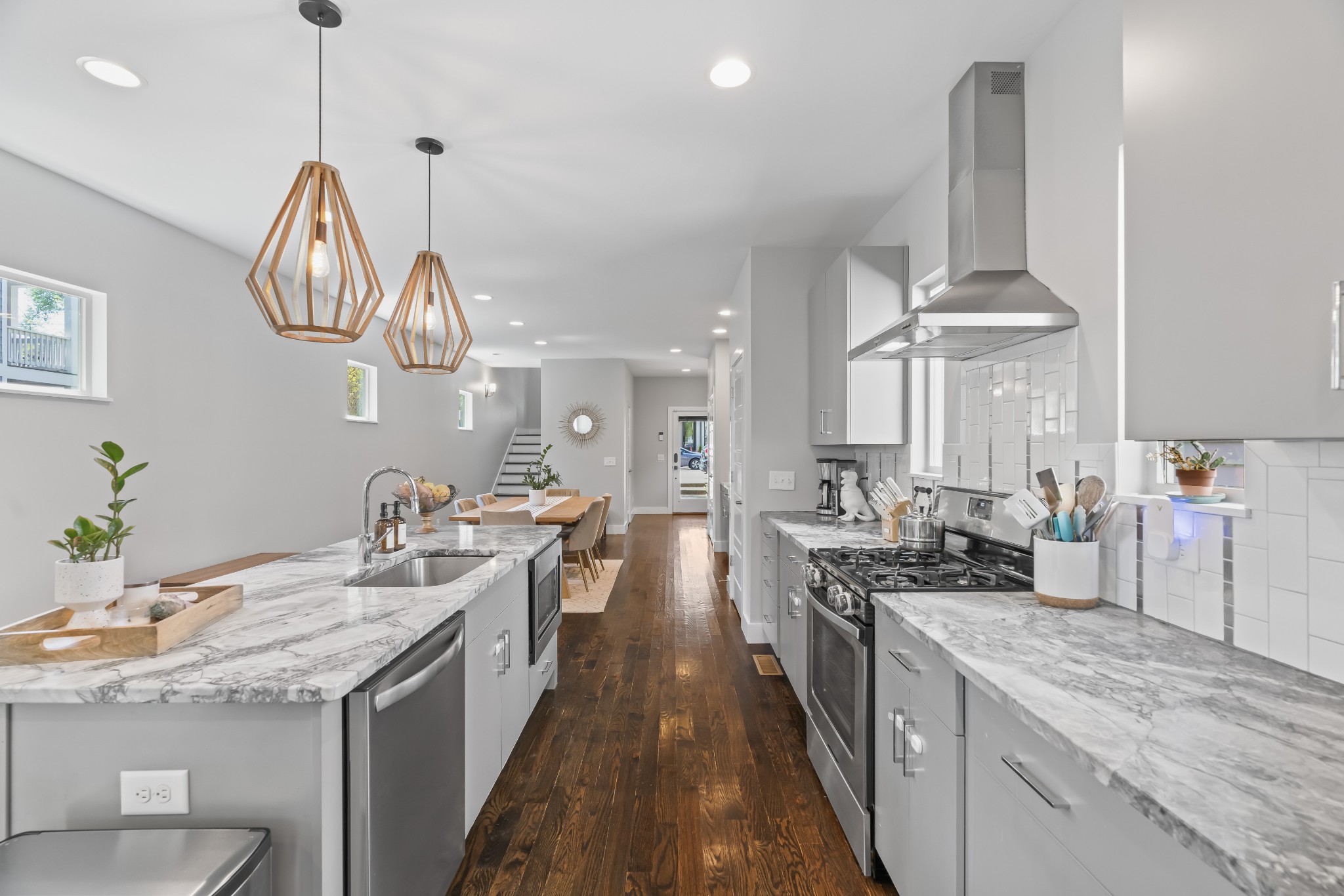 1722 6th Ave, N Nashville TN 37208