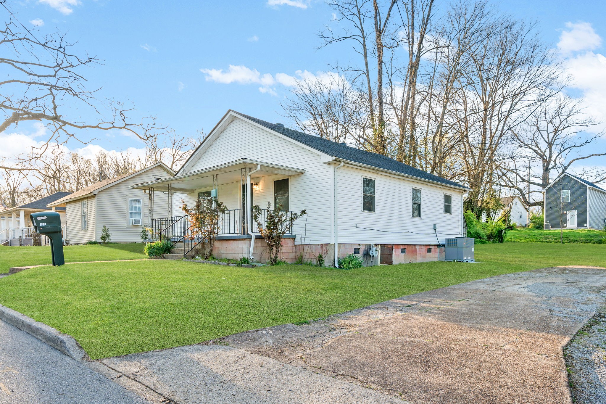 1133 Main Street Clarksville TN 37040