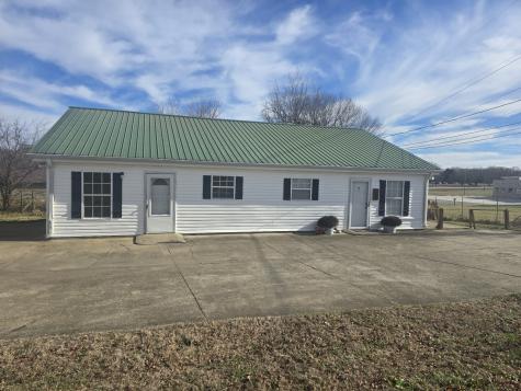 1330 Old Charlotte Road White Bluff TN 37187