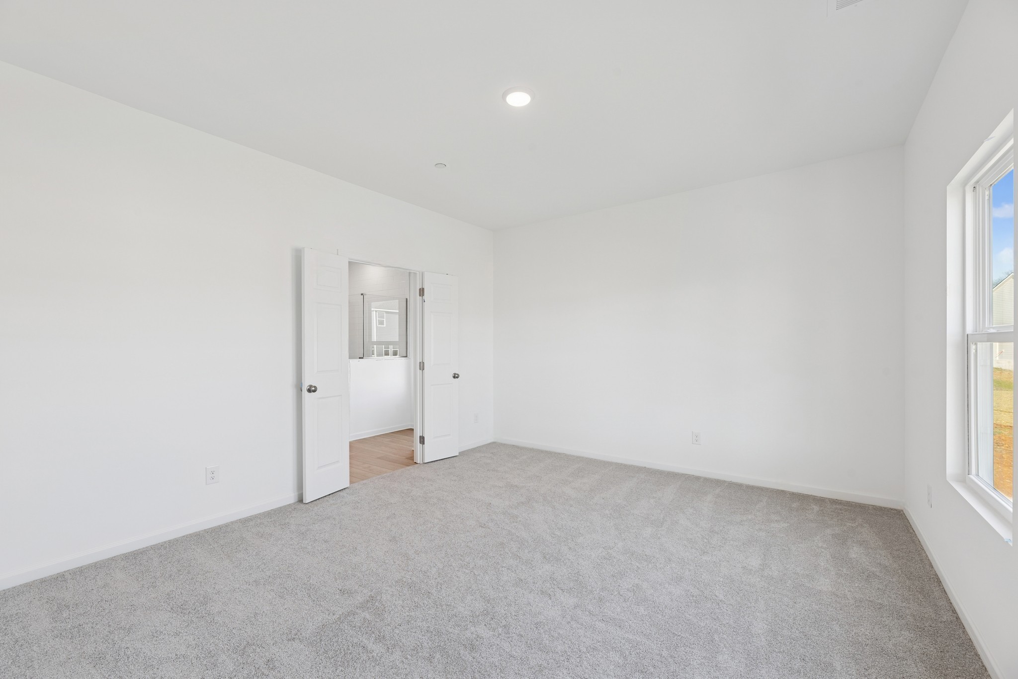 1721 Sharpstone Drive Columbia TN 38401